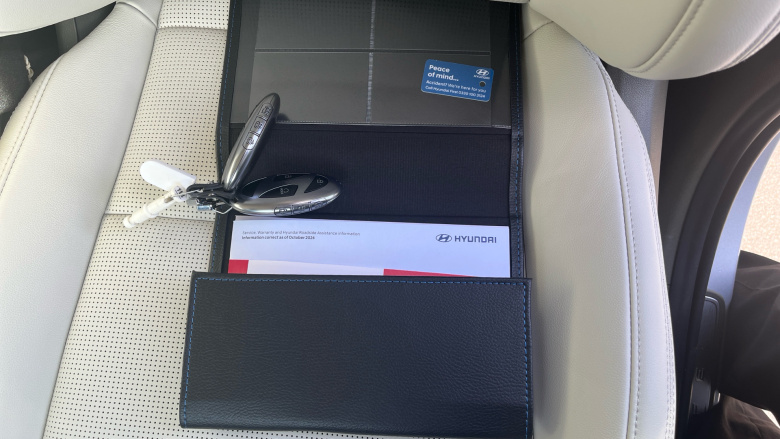 Hyundai SANTA FE 1.6 TGDi Plug-in Hybrid Ultimate 5dr 4WD Auto Estate